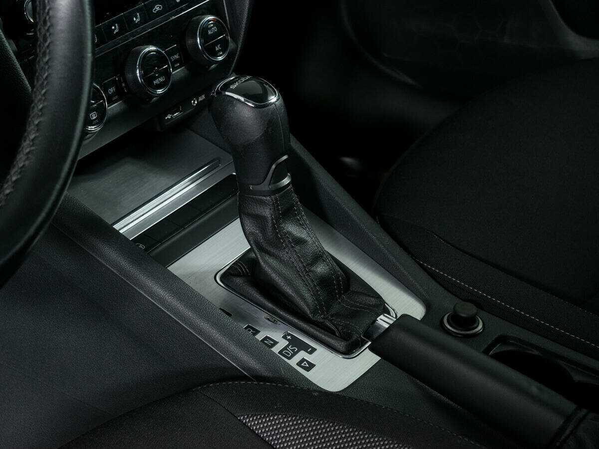 Skoda Octavia б/у, 2017, Автоматическая. Фото: #11