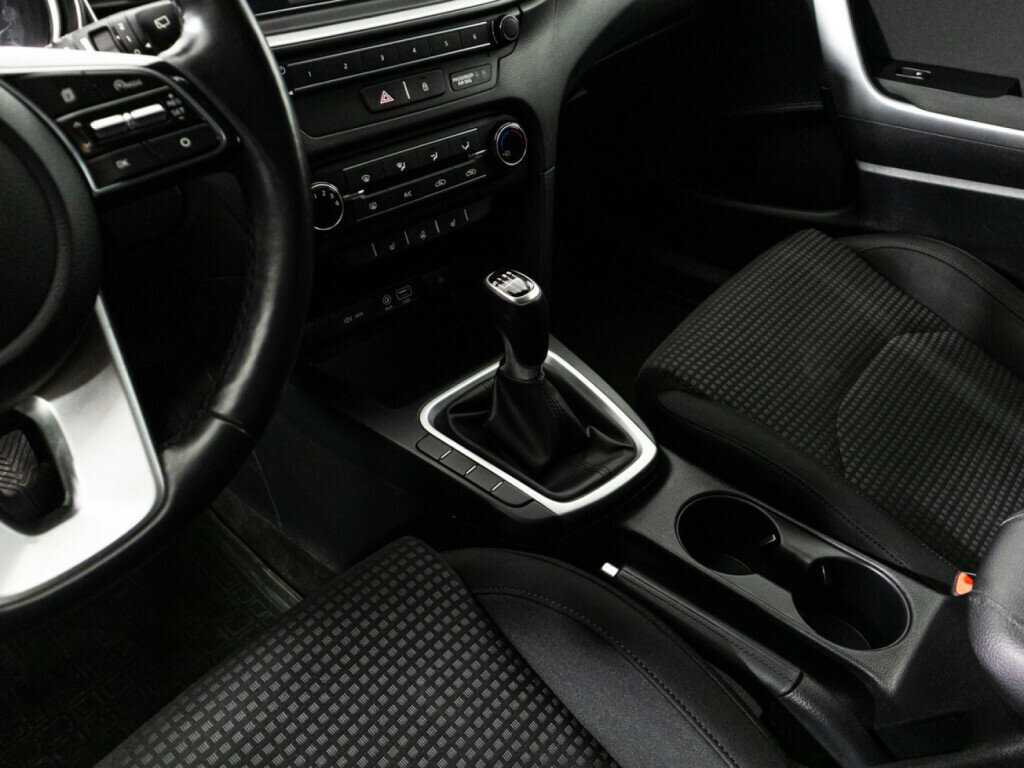 Kia Ceed б/у, 2019, Механическая. Фото: #15