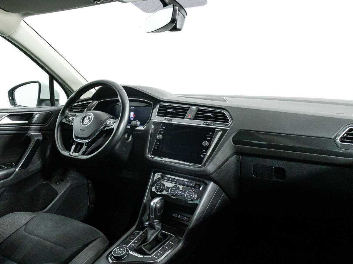 Volkswagen Tiguan б/у, 2018, Роботизированная. Фото: #8