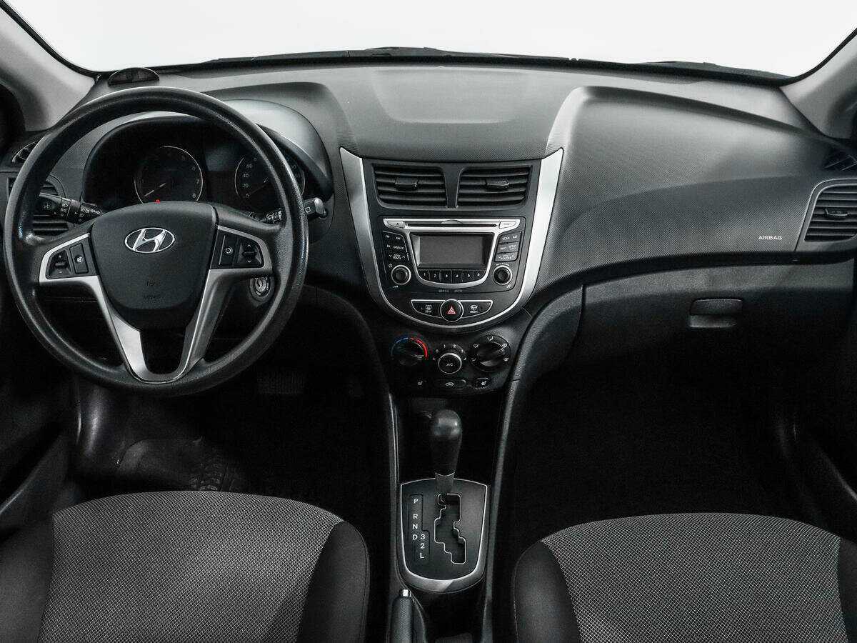 Hyundai Solaris б/у, 2014, Автоматическая. Фото: #11