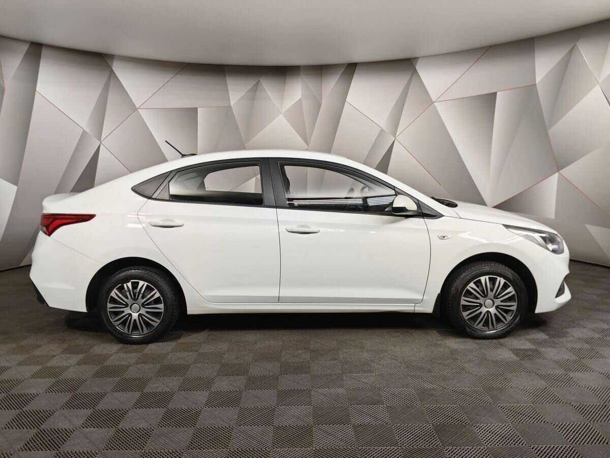 Hyundai Solaris б/у, 2019, Автоматическая. Фото: #4