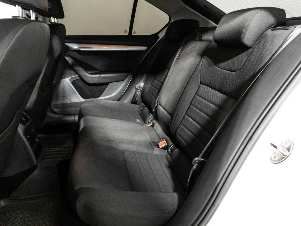 Skoda Octavia б/у, 2013, Роботизированная. Фото: #7