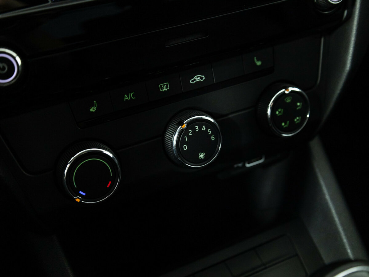 Skoda Octavia б/у, 2020, Механическая. Фото: #13