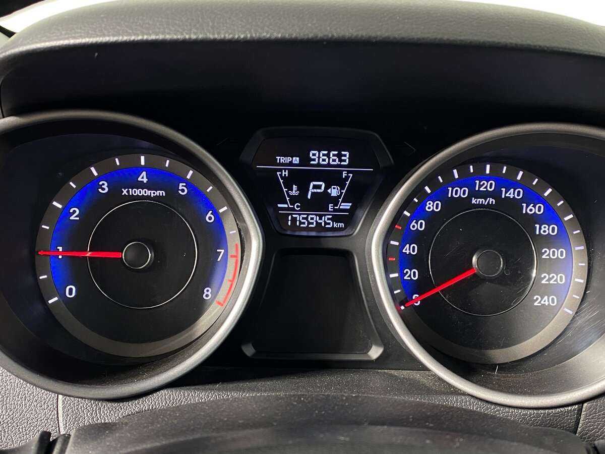 Hyundai Elantra б/у, 2015, Автоматическая. Фото: #13