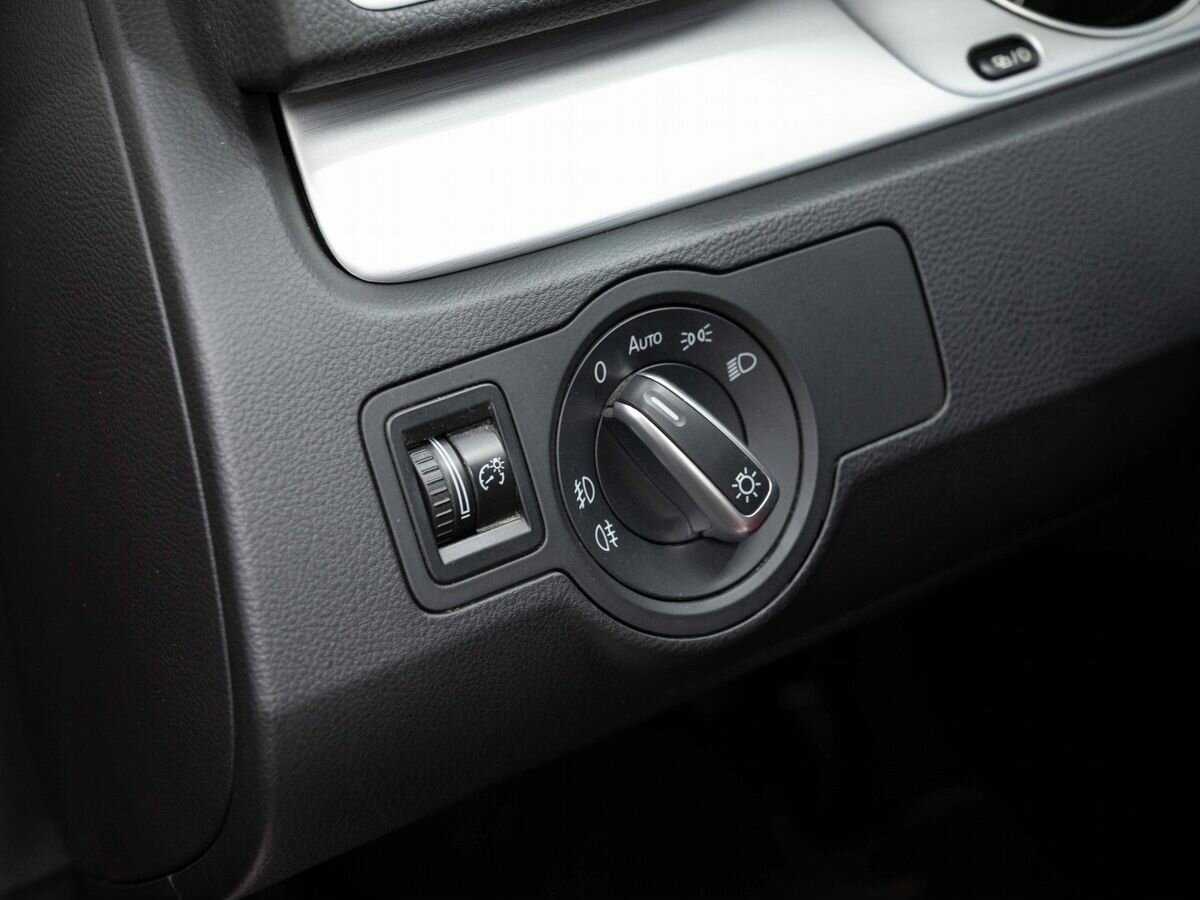 Volkswagen Passat CC б/у, 2014, Роботизированная. Фото: #18