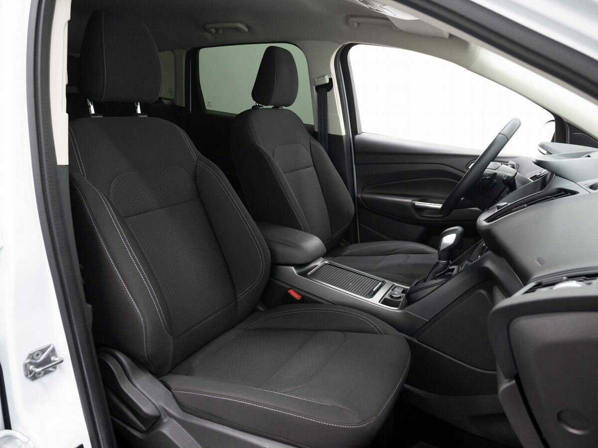 Ford Kuga б/у, 2017, Автоматическая. Фото: #13