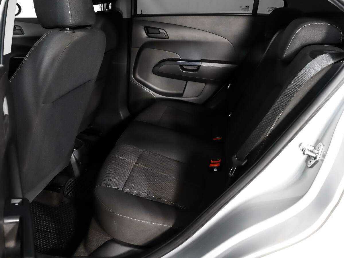 Chevrolet Aveo б/у, 2013, Автоматическая. Фото: #9