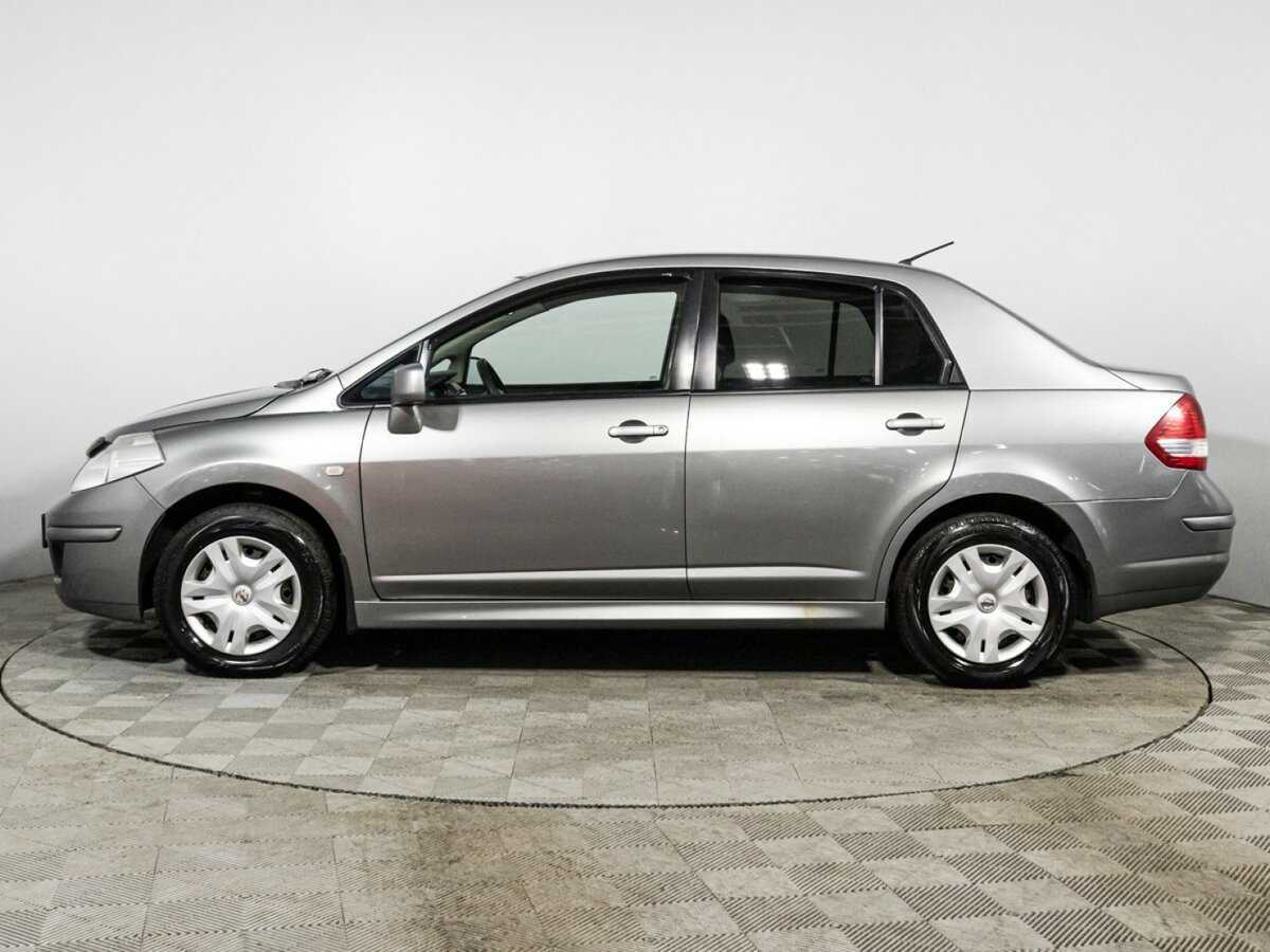 Nissan Tiida б/у, 2013, Механическая. Фото: #7
