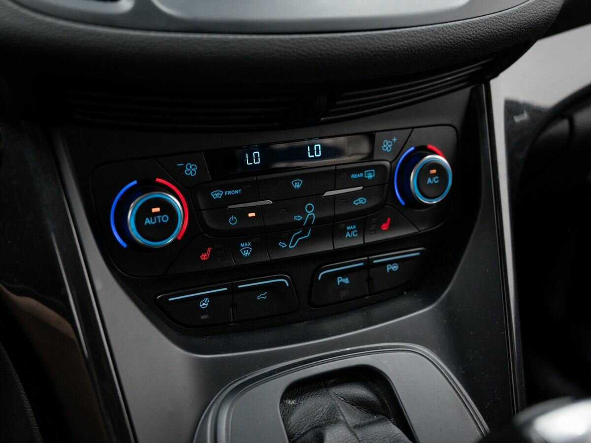 Ford Kuga б/у, 2016, Автоматическая. Фото: #18