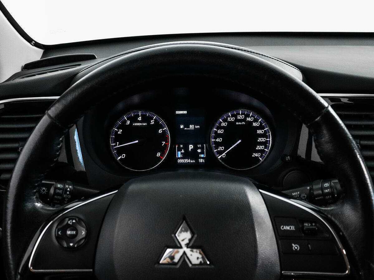 Mitsubishi Outlander б/у, 2015, Вариатор. Фото: #15