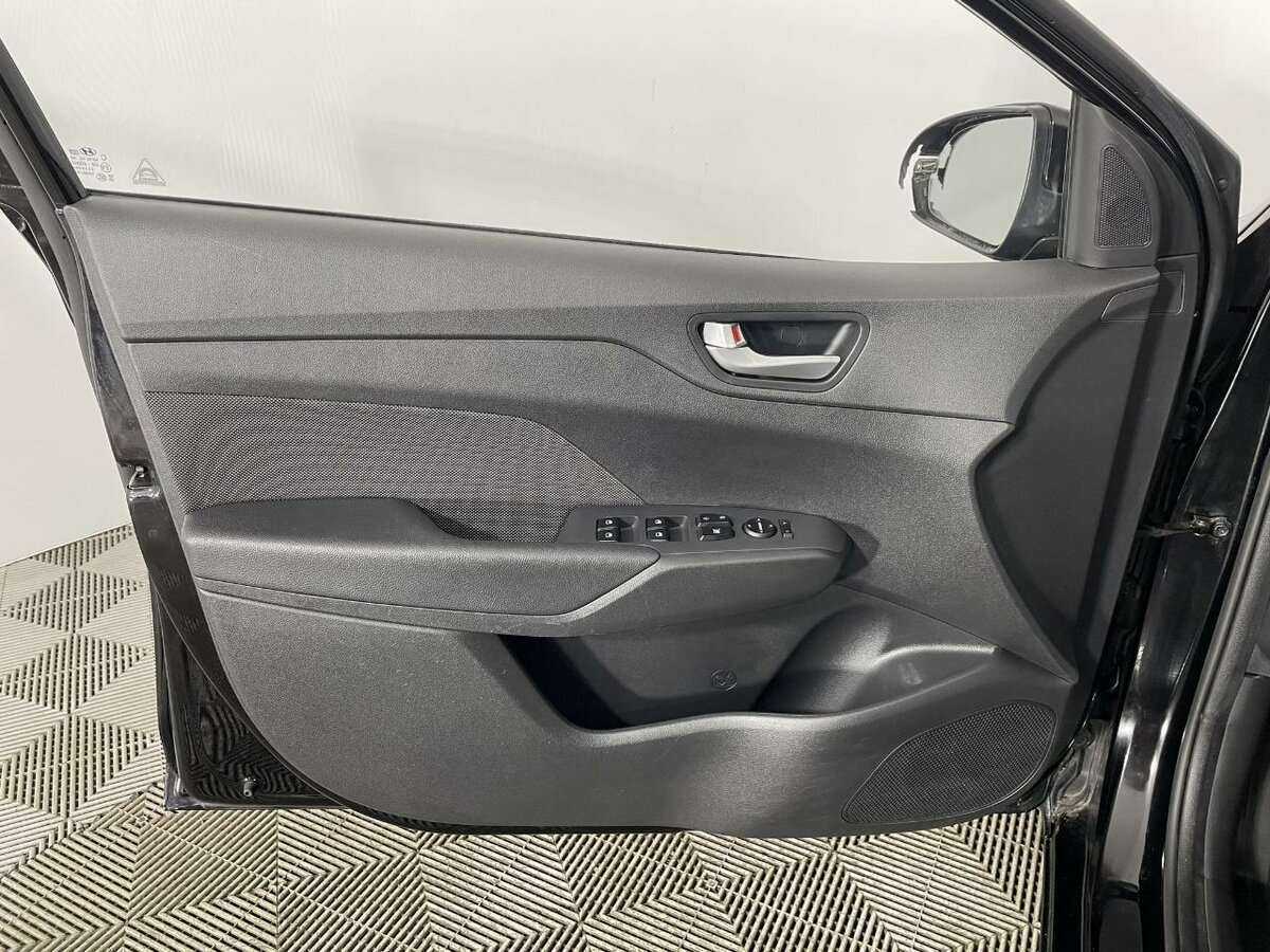 Hyundai Solaris б/у, 2020, Автоматическая. Фото: #7