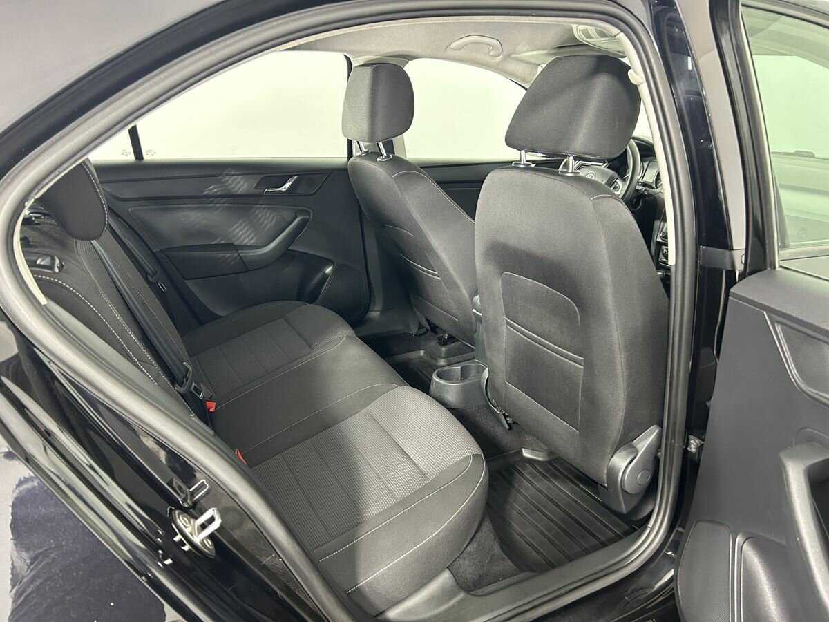 Skoda Rapid б/у, 2014, Автоматическая. Фото: #15