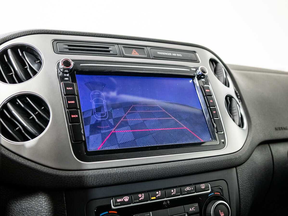 Volkswagen Tiguan б/у, 2015, Автоматическая. Фото: #12