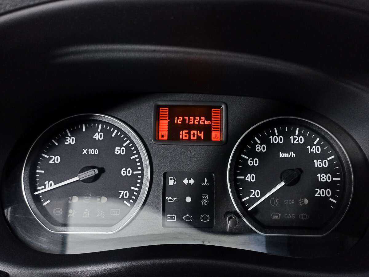 Renault Sandero б/у, 2013, Механическая. Фото: #8