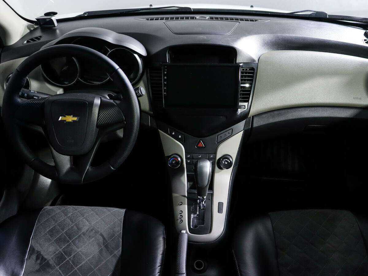 Chevrolet Cruze б/у, 2012, Автоматическая. Фото: #11