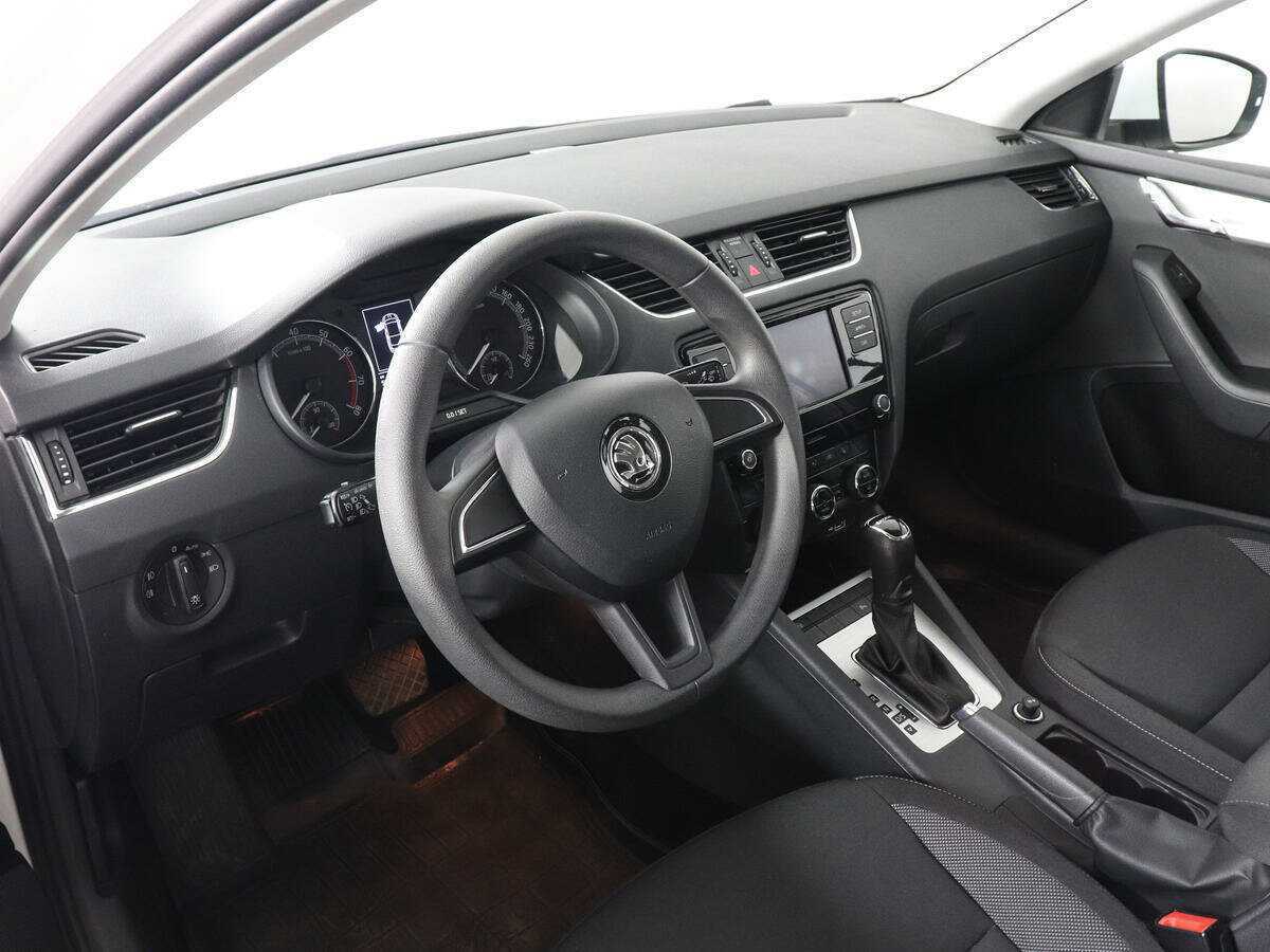 Skoda Octavia б/у, 2019, Автоматическая. Фото: #8