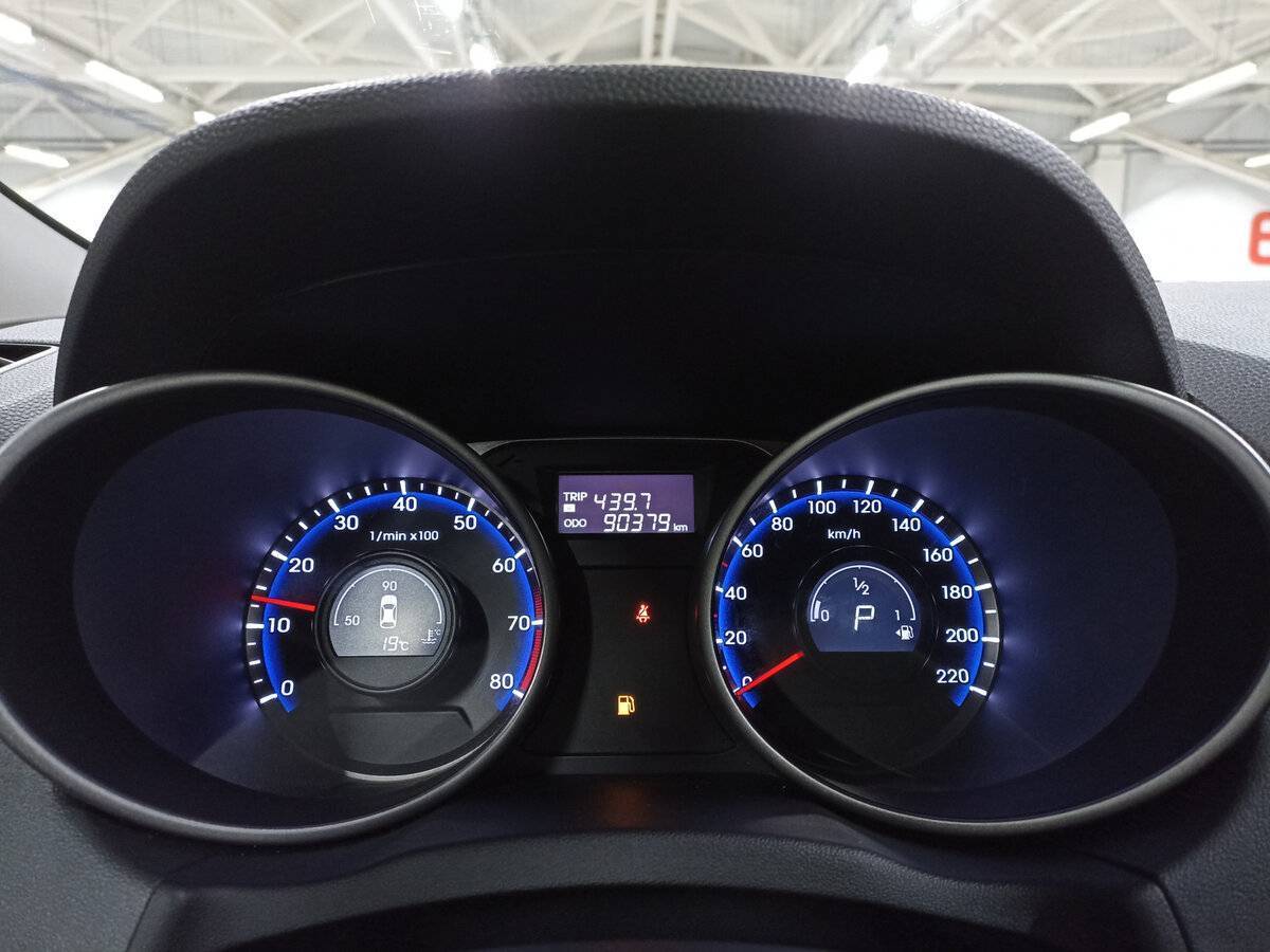 Hyundai ix35 б/у, 2014, Автоматическая. Фото: #12