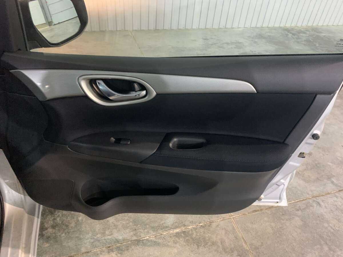 Nissan Tiida б/у, 2015, Вариатор. Фото: #17