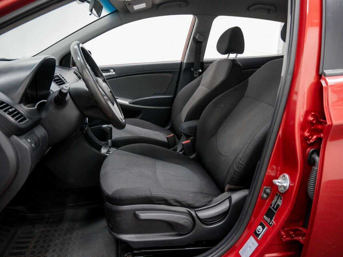 Hyundai Solaris б/у, 2012, Автоматическая. Фото: #12