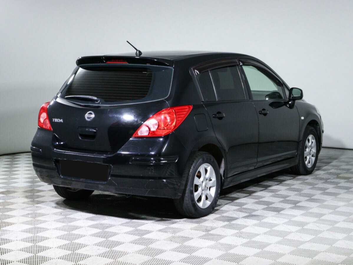 Nissan Tiida б/у, 2013, Автоматическая. Фото: #3
