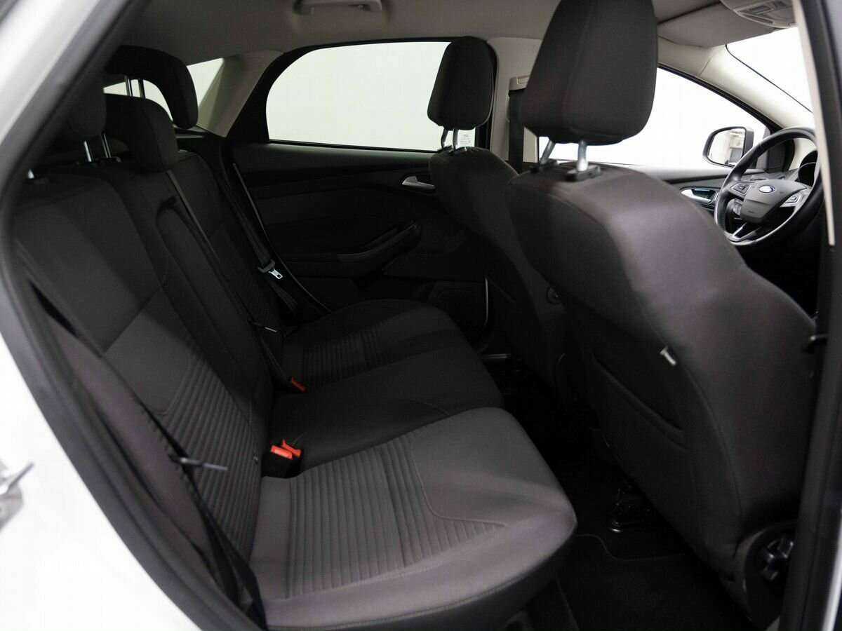 Ford Focus б/у, 2017, Автоматическая. Фото: #7
