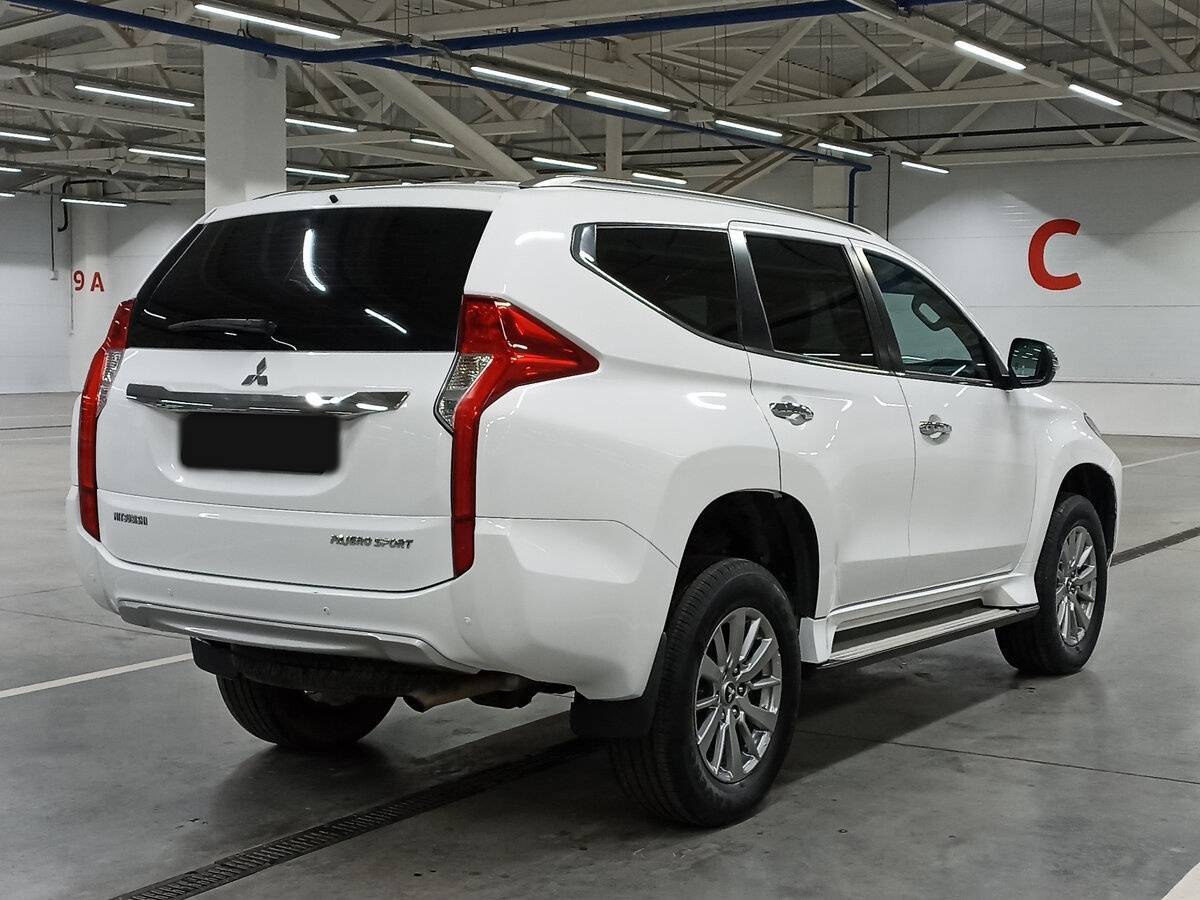 Mitsubishi Pajero Sport б/у, 2018, Механическая. Фото: #4