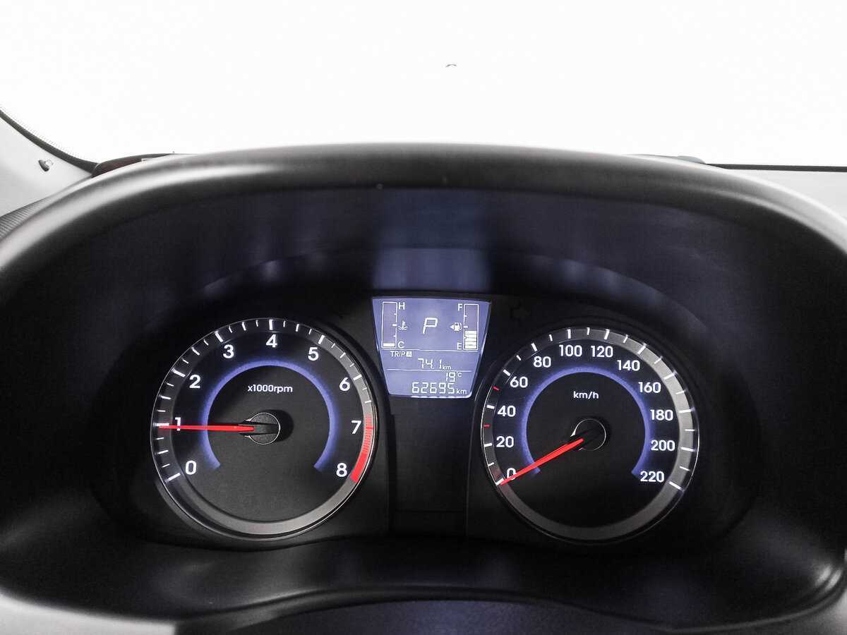 Hyundai Solaris б/у, 2015, Автоматическая. Фото: #8