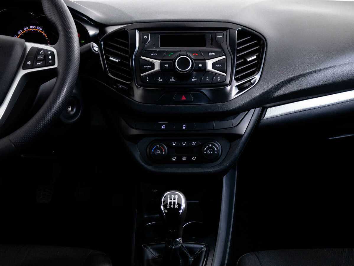 Lada (ВАЗ) Vesta б/у, 2022, Механическая. Фото: #11