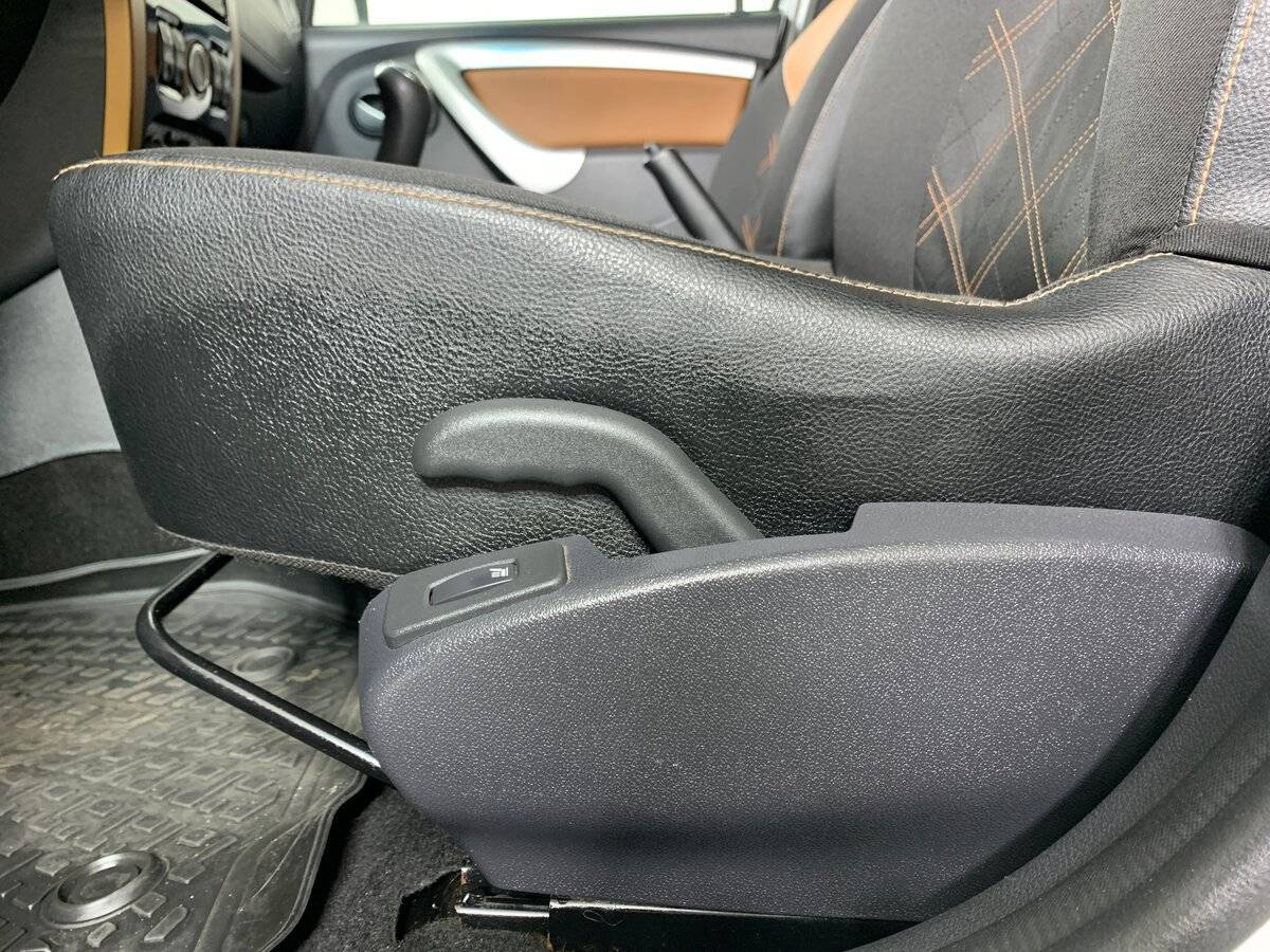 Lada (ВАЗ) Largus б/у, 2018, Механическая. Фото: #15