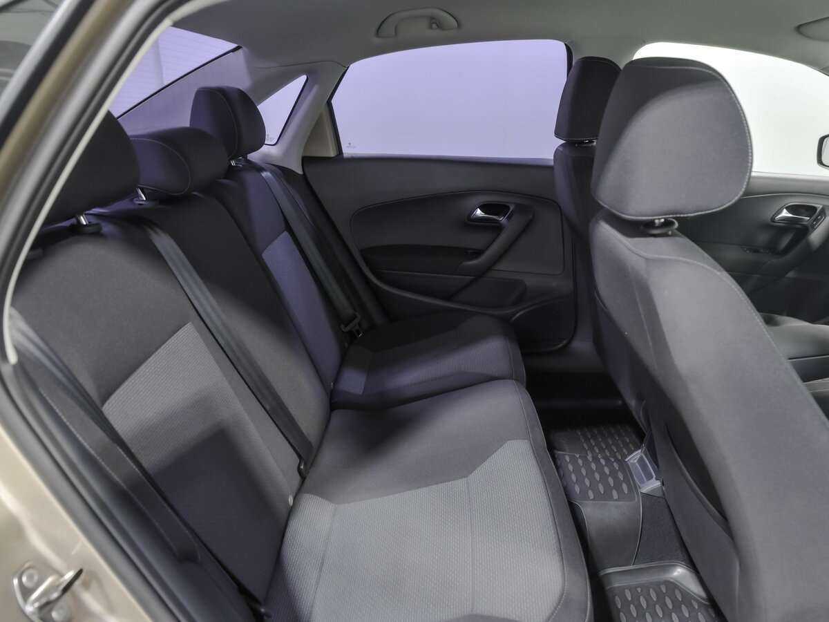 Volkswagen Polo б/у, 2015, Автоматическая. Фото: #11