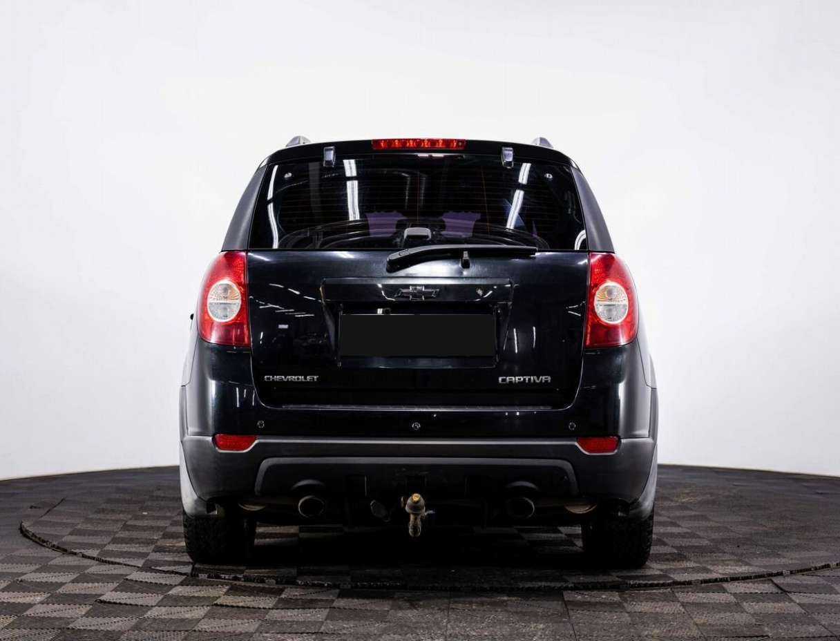 Chevrolet Captiva б/у, 2012, Автоматическая. Фото: #4