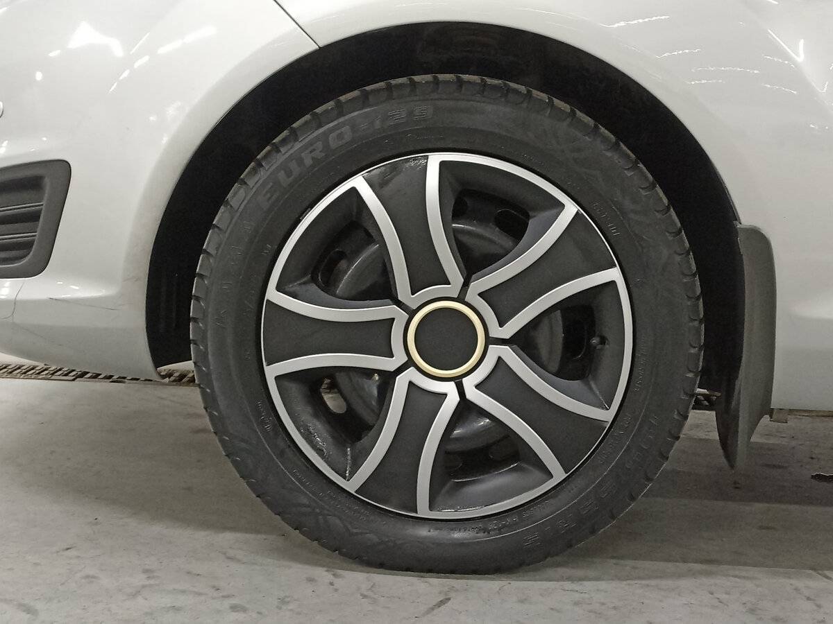 Ford Fiesta б/у, 2015, Роботизированная. Фото: #16