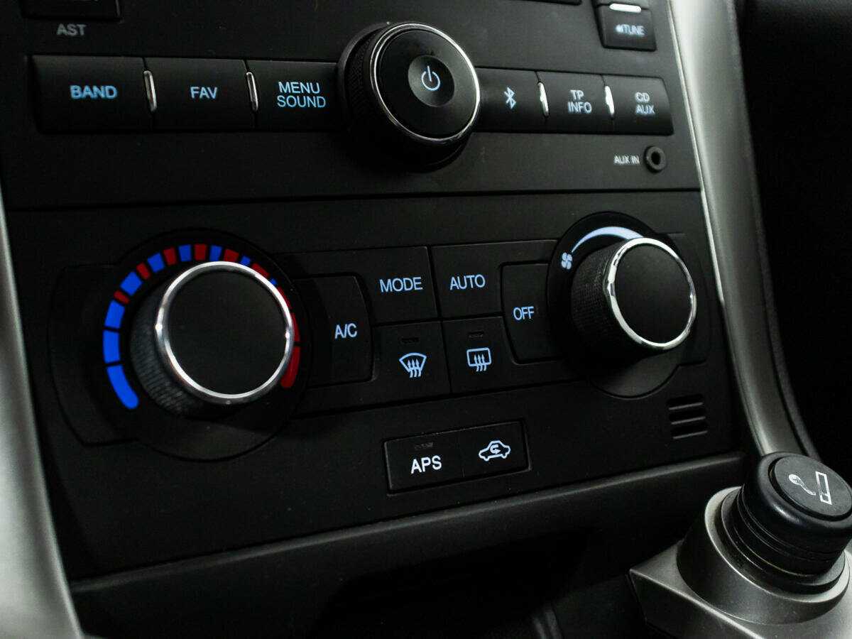 Chevrolet Captiva б/у, 2012, Автоматическая. Фото: #15