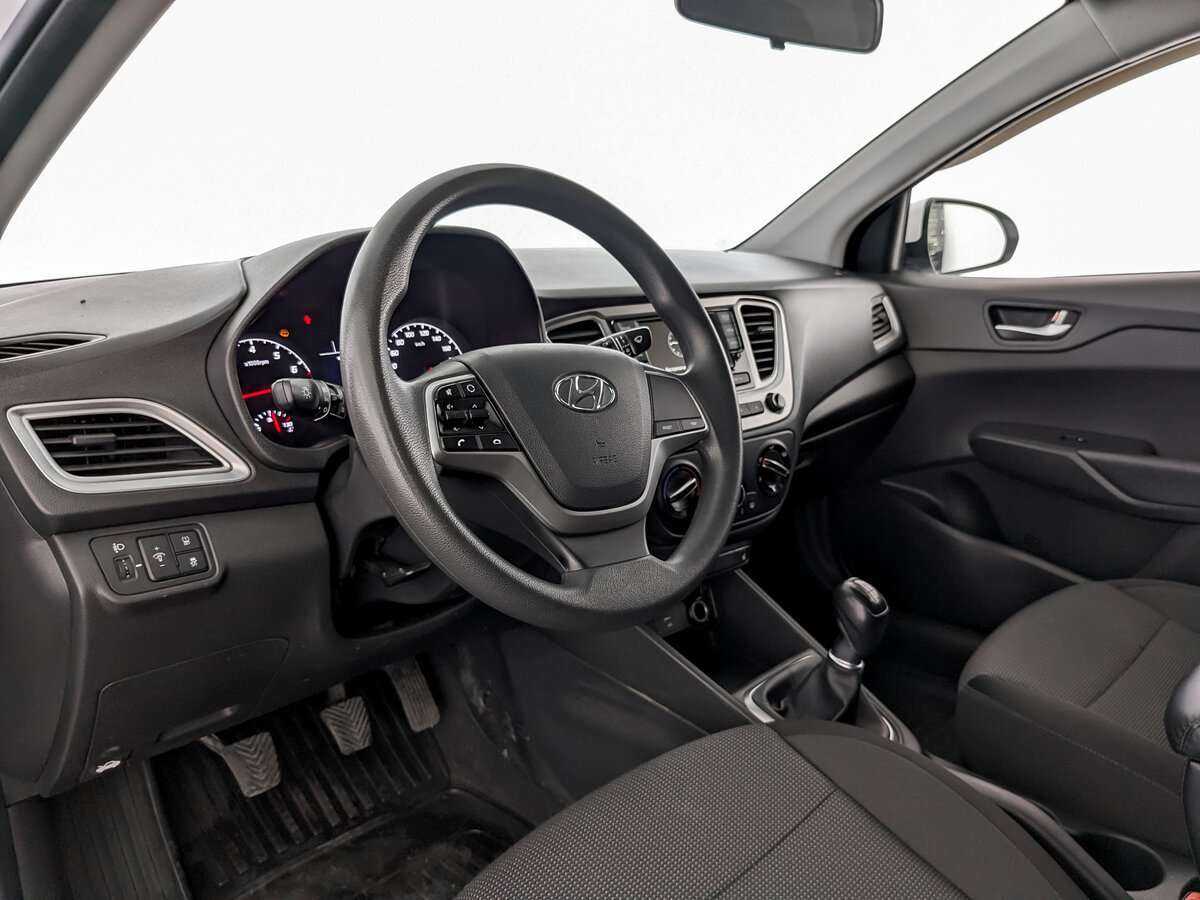 Hyundai Solaris б/у, 2021, Механическая. Фото: #13