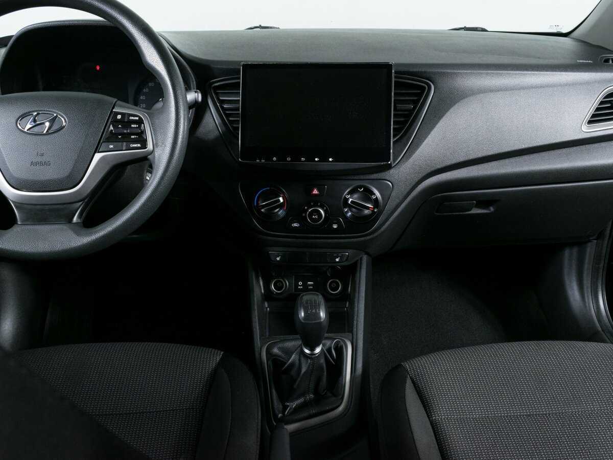 Hyundai Solaris б/у, 2018, Механическая. Фото: #8