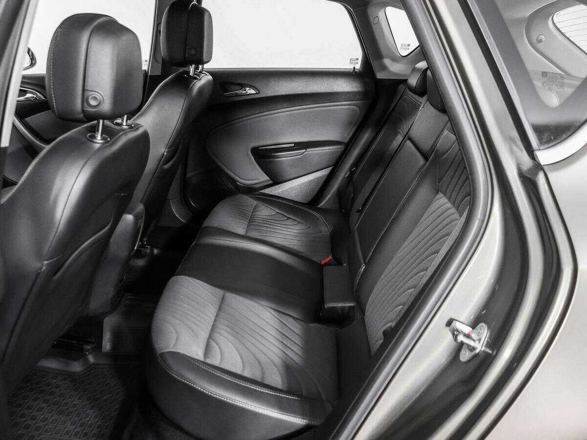 Opel Astra б/у, 2013, Автоматическая. Фото: #9