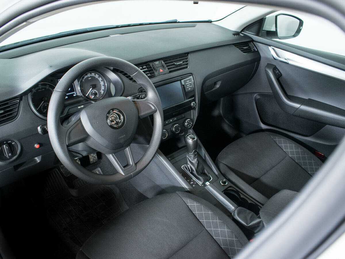 Skoda Octavia б/у, 2019, Автоматическая. Фото: #12