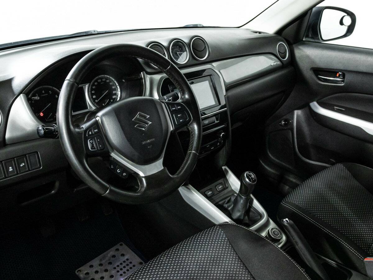 Suzuki Vitara б/у, 2016, Механическая. Фото: #10