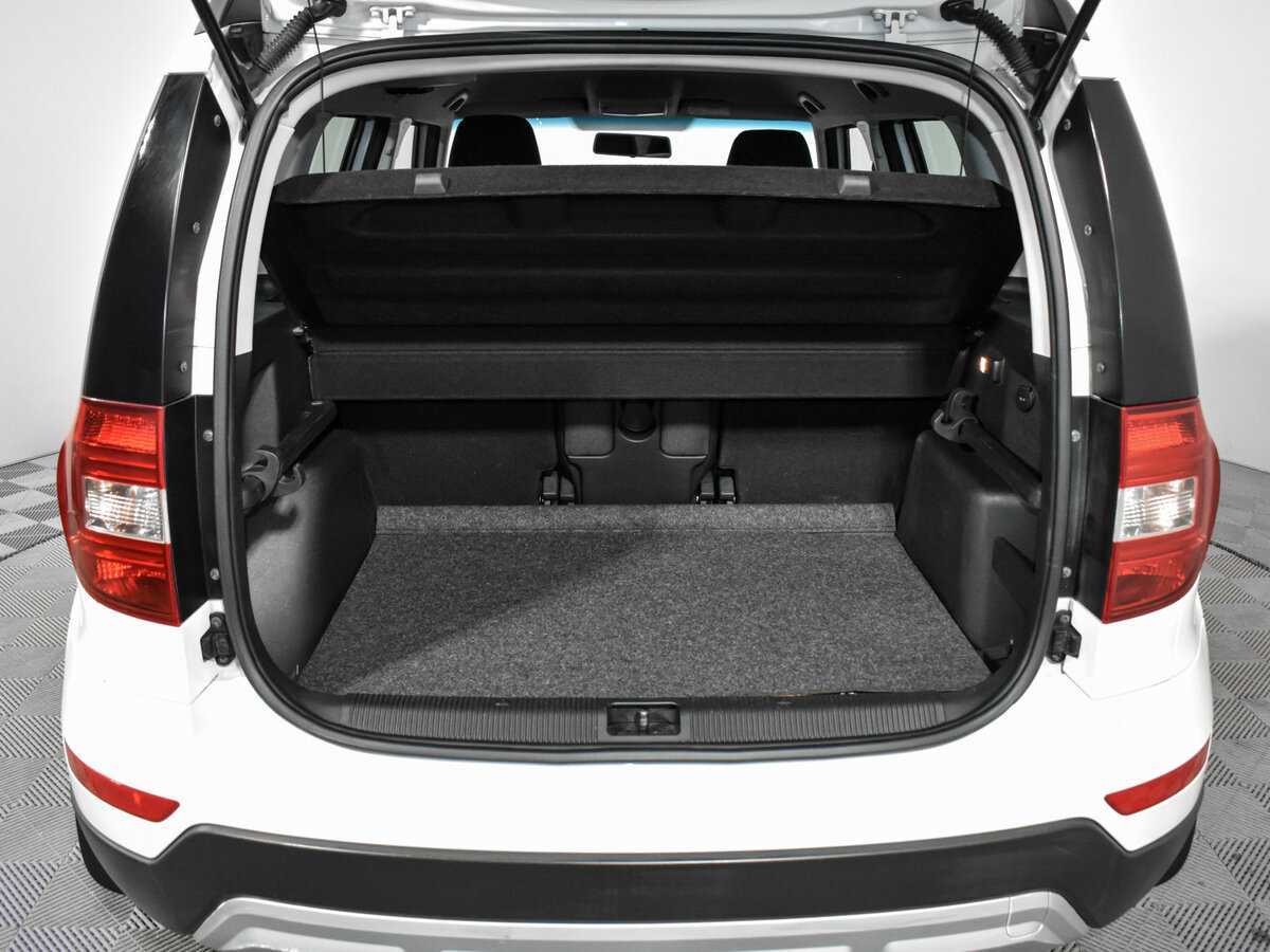 Skoda Yeti б/у, 2015, Механическая. Фото: #18