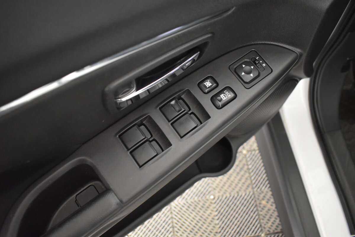 Mitsubishi ASX б/у, 2014, Вариатор. Фото: #12