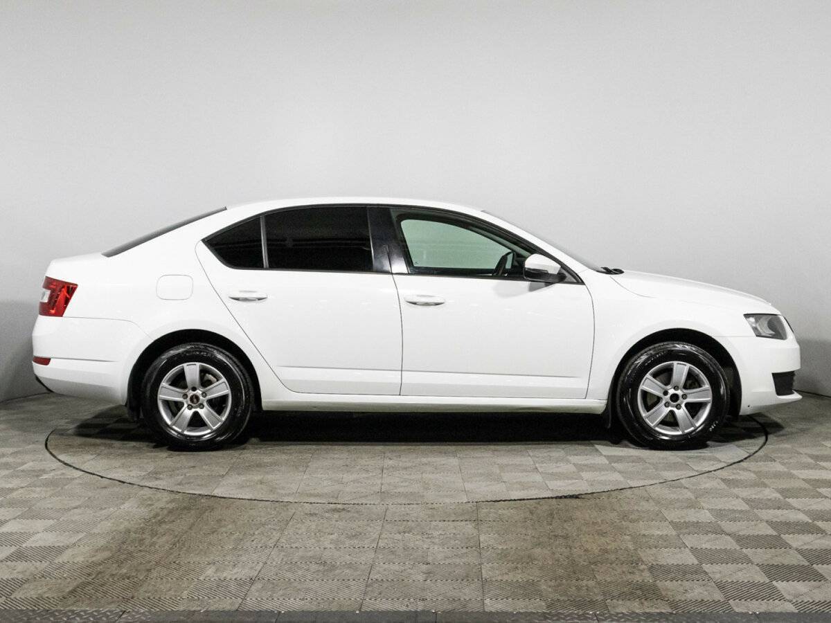 Skoda Octavia б/у, 2016, Автоматическая. Фото: #3