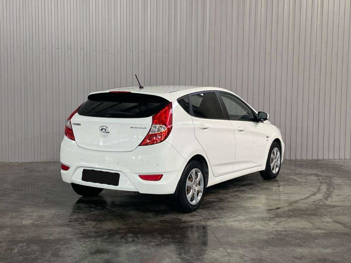 Hyundai Solaris б/у, 2014, Механическая. Фото: #4