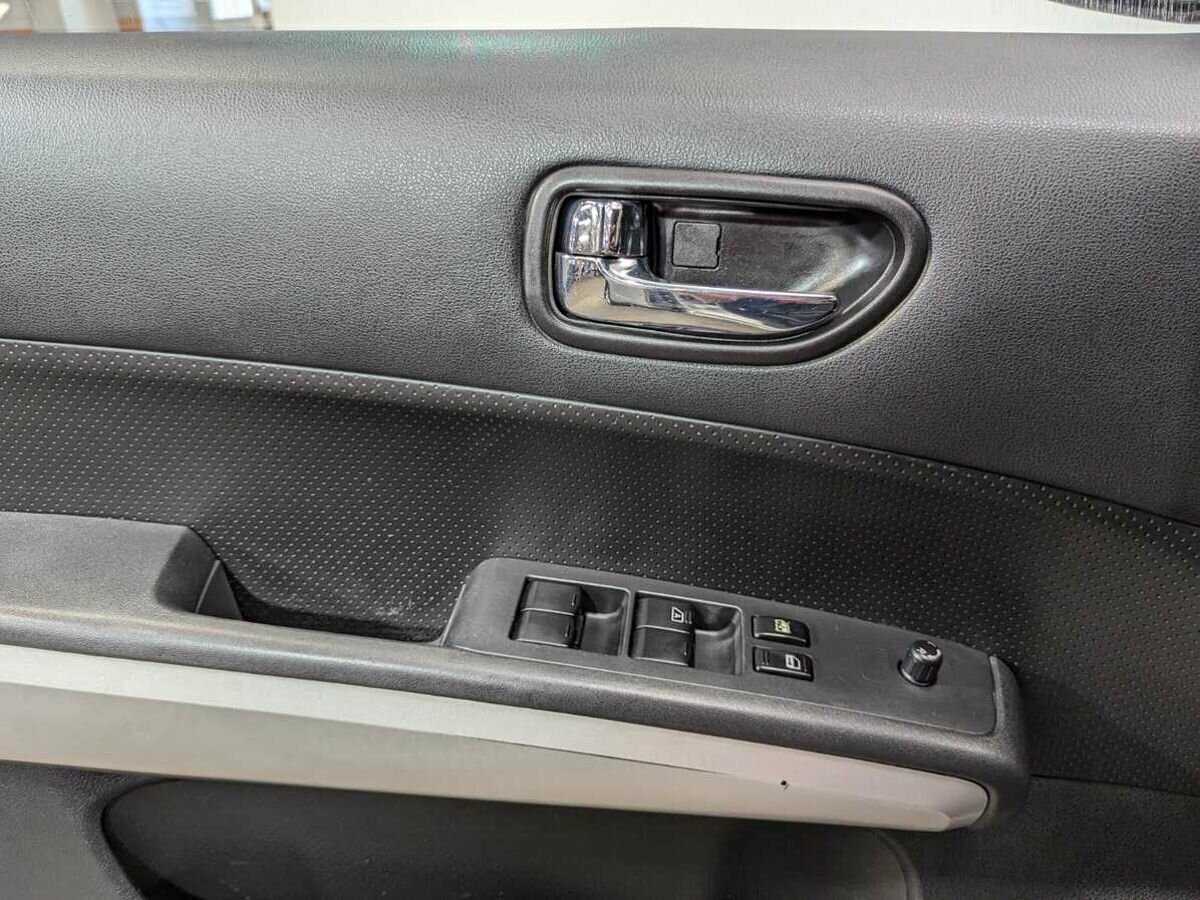 Nissan X-Trail б/у, 2013, Механическая. Фото: #15