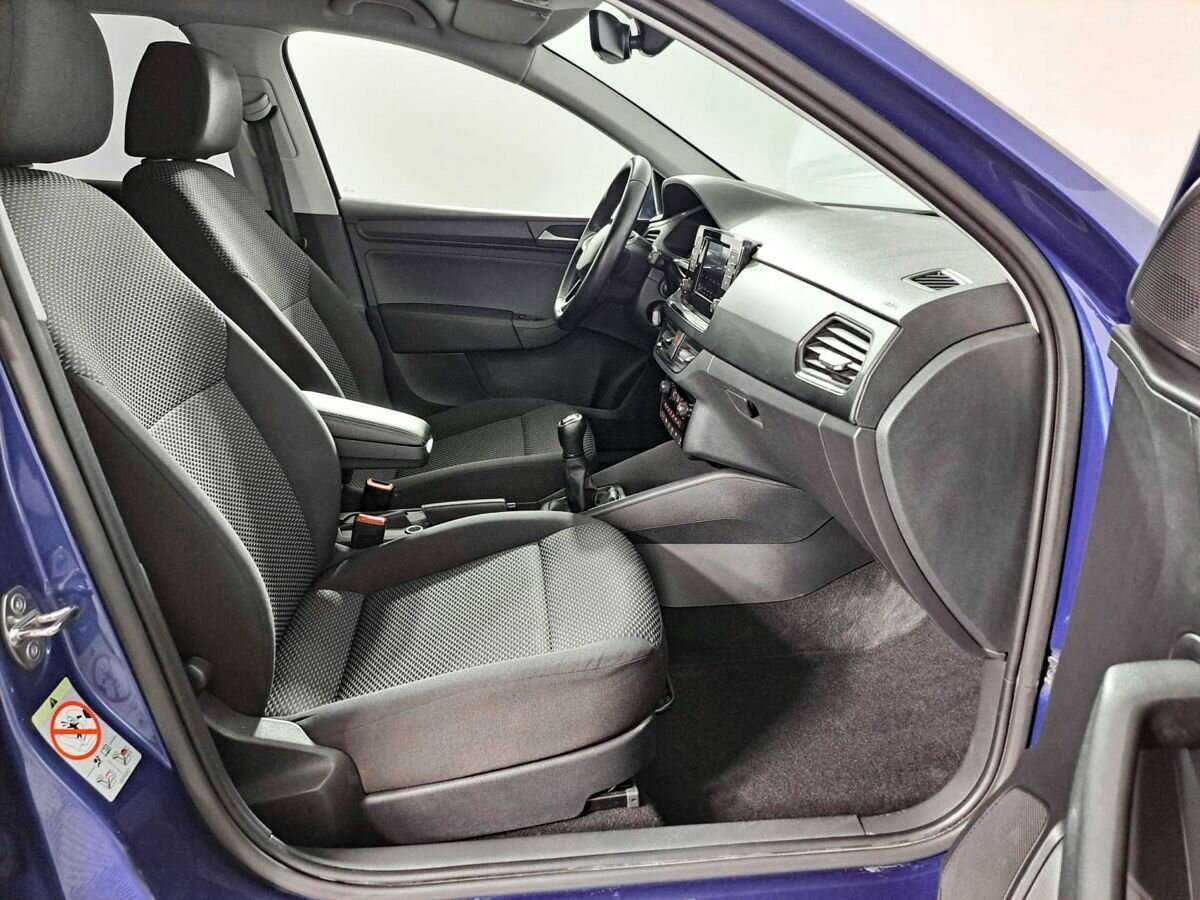 Volkswagen Polo б/у, 2021, Механическая. Фото: #8