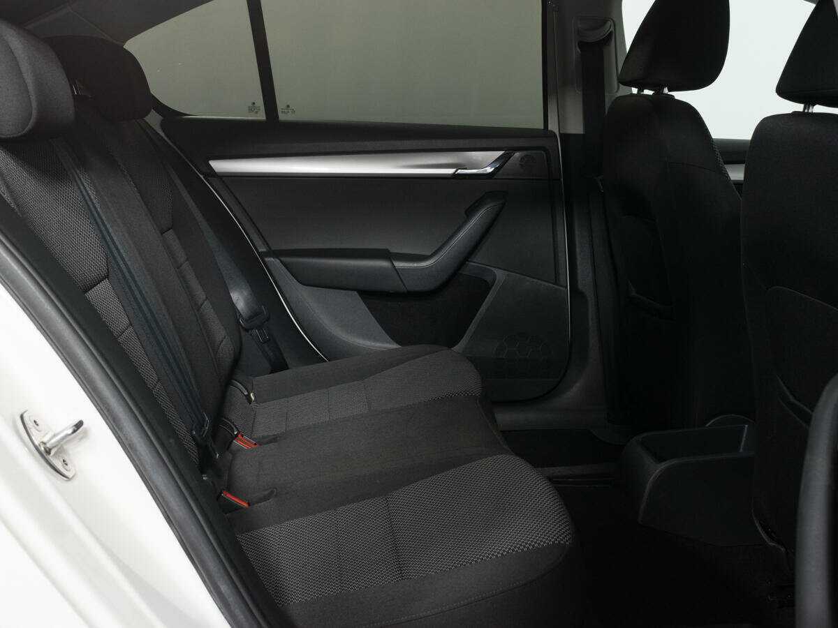 Skoda Octavia б/у, 2015, Роботизированная. Фото: #6