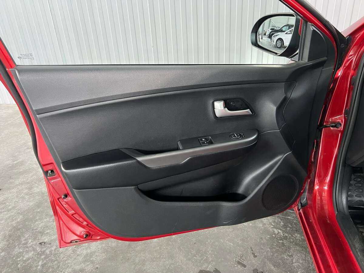 Kia Rio б/у, 2015, Автоматическая. Фото: #8