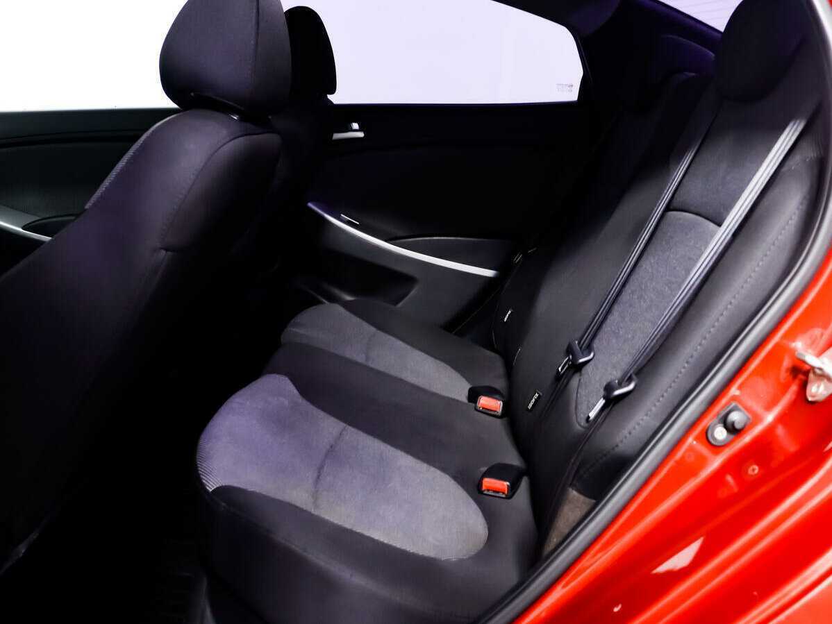 Hyundai Solaris б/у, 2012, Механическая. Фото: #11