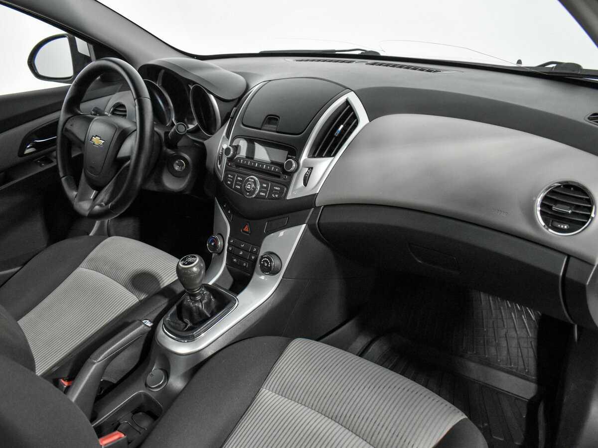 Chevrolet Cruze б/у, 2014, Механическая. Фото: #14