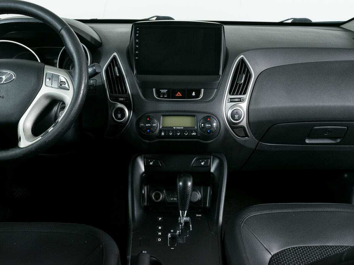 Hyundai ix35 б/у, 2012, Автоматическая. Фото: #6