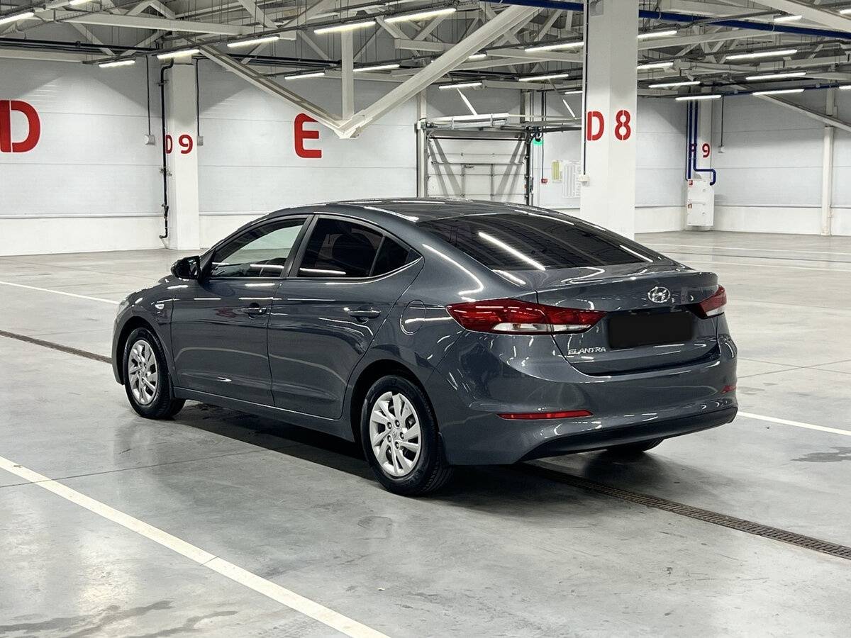 Hyundai Elantra б/у, 2016, Механическая. Фото: #6
